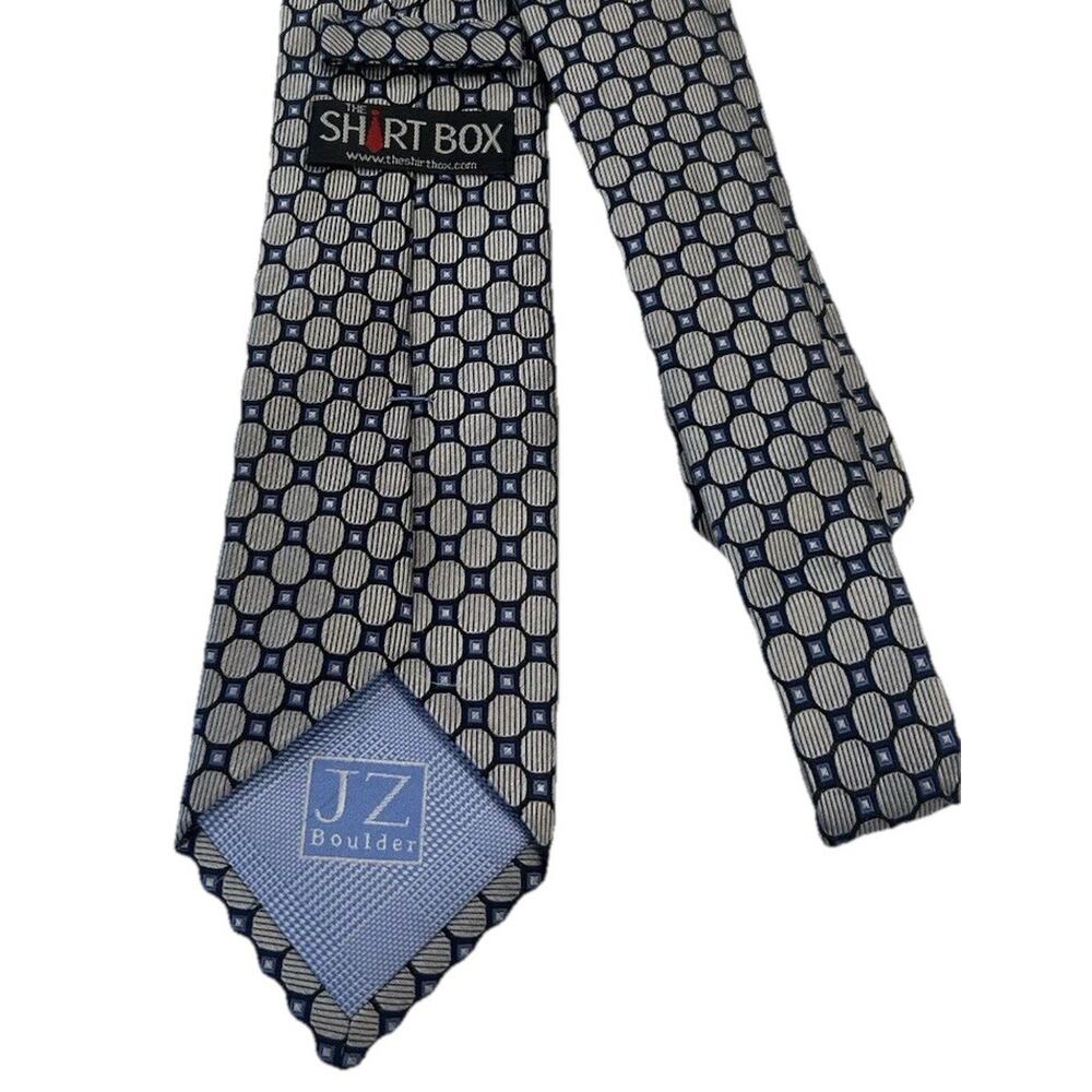 JZ BOULDER Men's Tie Blue Geometric 3.25” All Silk‎ USA Designer The Shirt Box
